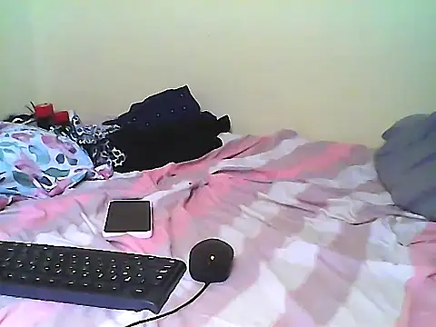 lyn_lover live cam on StripChat