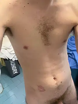 twinknerd95 live cam on StripChat