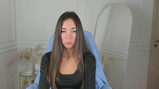 Belle_Coy