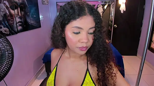 Helen_Ebony