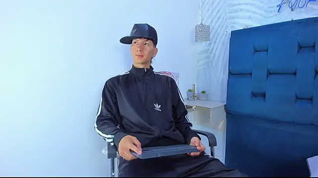 Sammyhot19