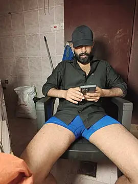 mallubeard (Ask my age) - 🍌Oil play/cum💦💦💦