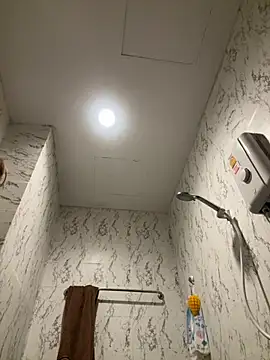 Ponthip live sex cam