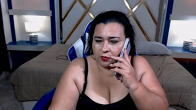 katiusca_rm live cam on StripChat