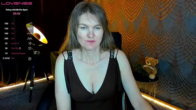 Show de webcam en vivo con Anabell_xxx - Juguetes Lovense interactivos disponibles