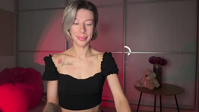 SirenAnn live cam on StripChat