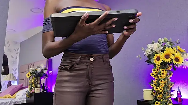 AndreeaStorm live cam on StripChat