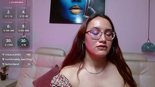 Emily_cam_ live cam on StripChat