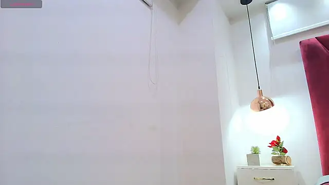 girl_amada live cam on StripChat