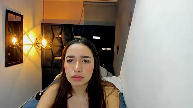 Emily__parker__ live cam on StripChat