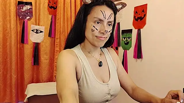 Bella_Exhibition live cam on StripChat
