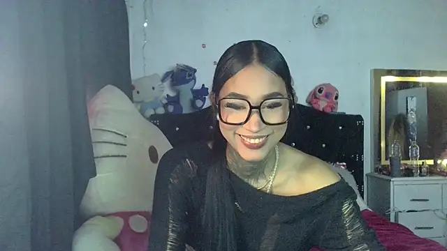 astarielle_draven live cam on StripChat