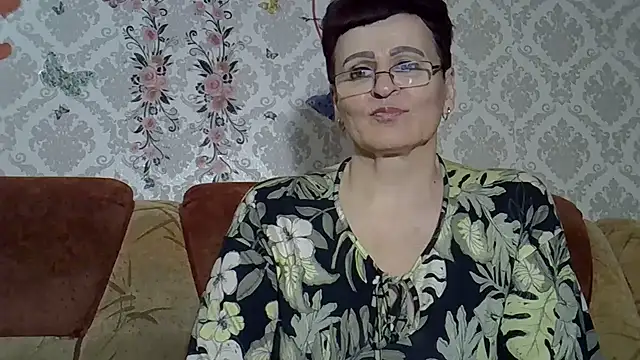 PaulaGolden live cam on StripChat