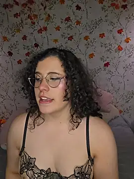 Charlotte__Miller live cam on StripChat