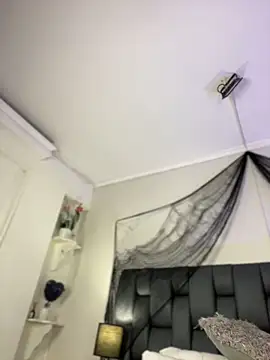 MiilaBlake live cam on StripChat