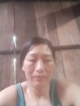 lris-Beauty77 live cam on StripChat