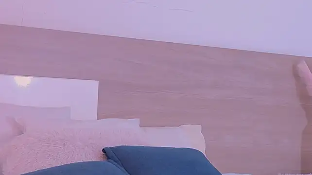 JessieDiazX live cam on StripChat