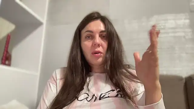 kykla3883 live cam on StripChat