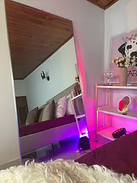KalixaInstinto live cam on StripChat