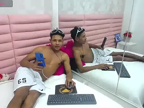 janner_cum51 webcam