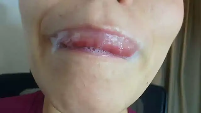 lisbet21x live cam on StripChat