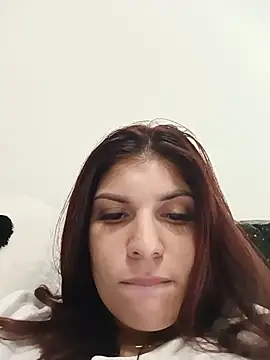 MeCherryy live cam on StripChat
