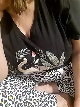 SarapZgibi live cam on StripChat