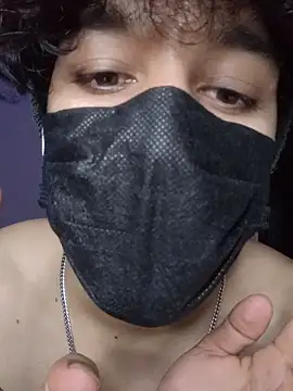 roxiii_ live cam on StripChat