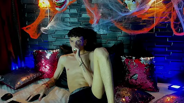 DAMIAN_22 live cam on StripChat