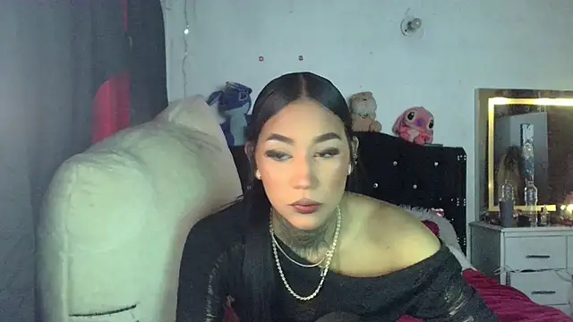 astarielle_draven live cam on StripChat