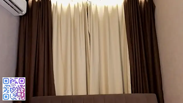 KarriKasel live cam on StripChat