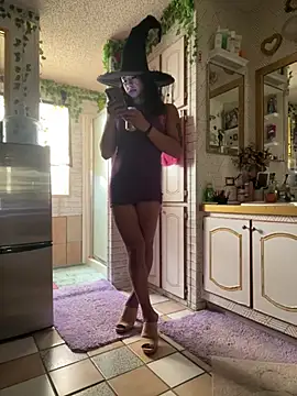 Model: TranSexualJade95