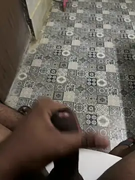 Theindianhulk_12 on Stripchat