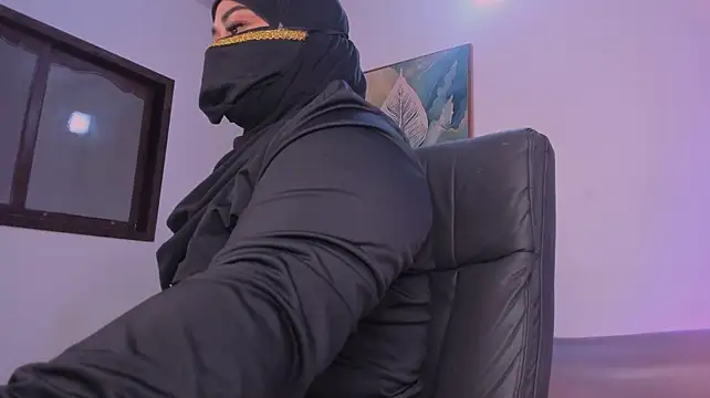 samanee_konn webcam