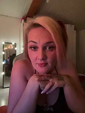 -LexaX live cam on StripChat