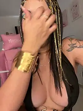 Jenn_Layton