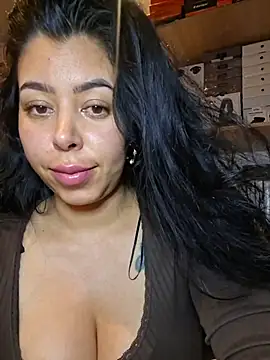 Luianna live sex cam