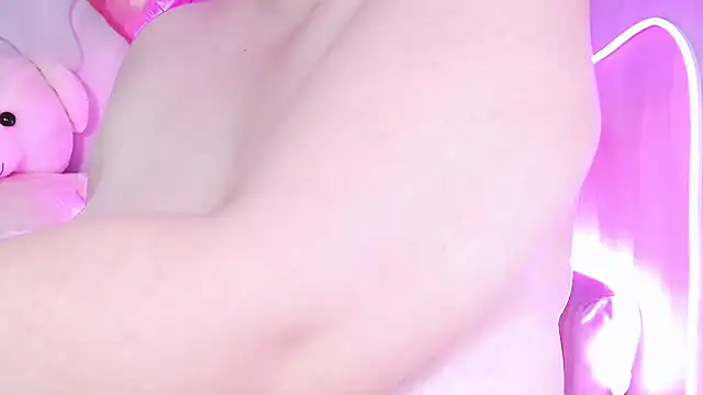 yourmermaidd live cam on StripChat