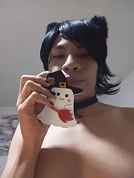 NekoboiPetiole on Stripchat