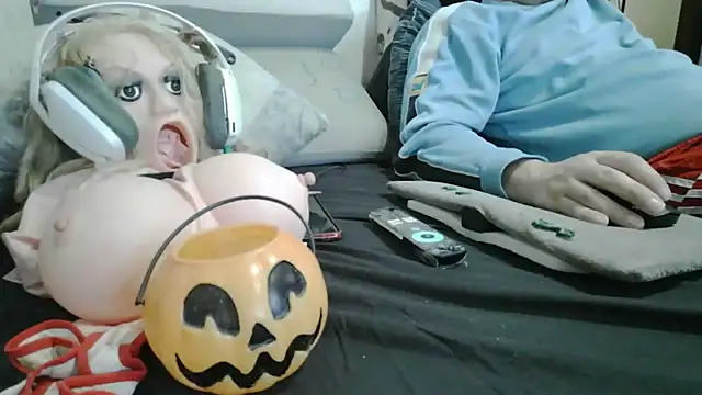 messi_syssy live cam on StripChat