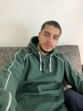 AmadeoWild live sex cam