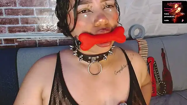 emma_bdsm_