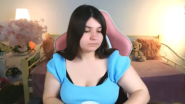 Viola__Shy