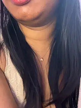 Tamil_Maaya