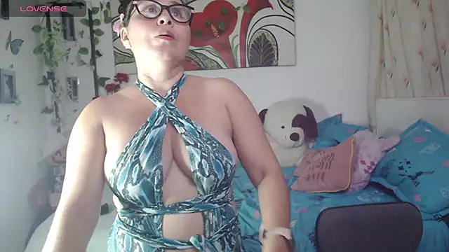anii_mantilla live cam on StripChat