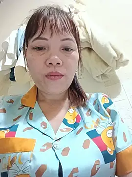 Sana-vn live cam on StripChat