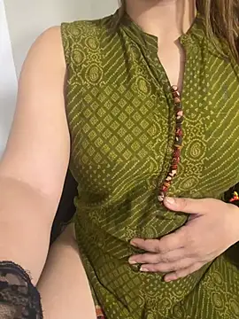 Tasty_LushDesire