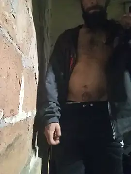 Hairy_mannn2