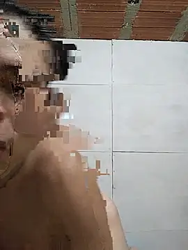 Maxii_Ss live cam on StripChat