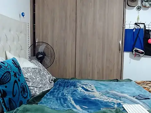 JeanPol7 live cam on StripChat